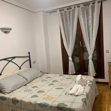 Apartmán Albarelo - Tranquilo Y Buen Acceso - 2 Hab Y 2 Banos - Vut-4644-as *